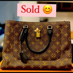 NEW Louis Vuitton Flower Zipped Tote MM in Brown